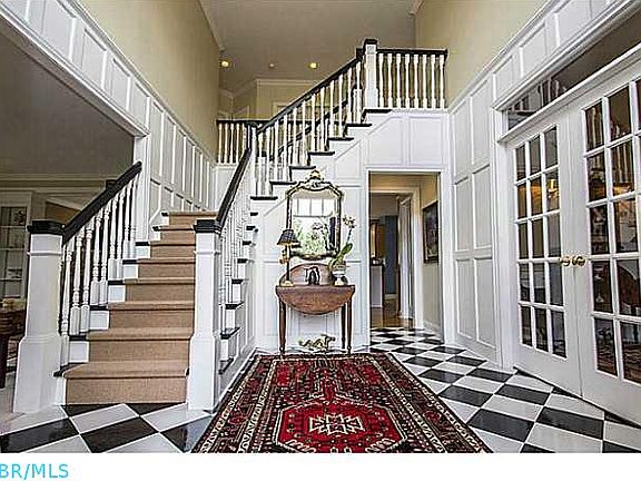2nd image of 5836 Heritage Lakes Dr