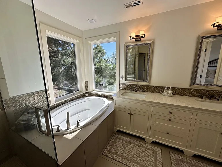 1158 NW Redfield Cir — Photo 10