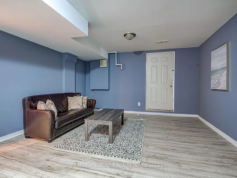12 Moonbeam Grv #LOWER LEVEL — Photo 7