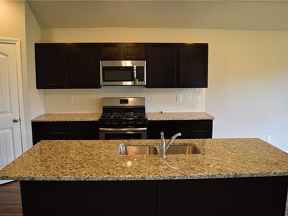 4th image of 19404 Providence Ridge Dr