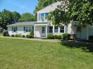 6 Beech Holw, Fairport, NY 14450