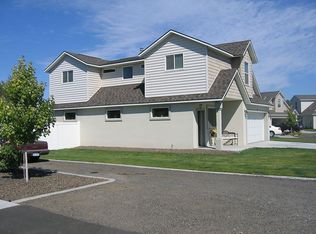 1308 N 37th Ct, Pasco, WA