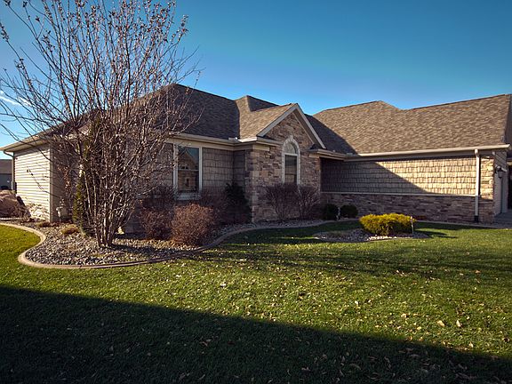 3rd image of 20316 Deer Path Ct