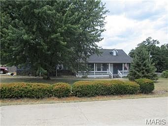 2nd image of 13907 Sherwood Ln