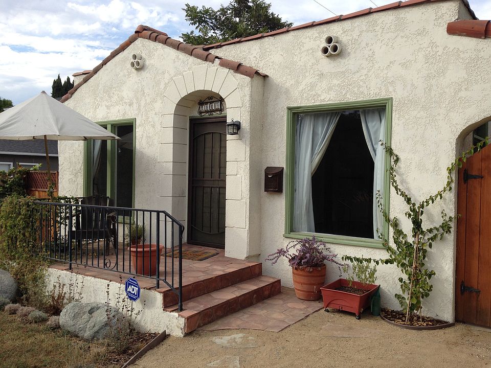 1st image of 1809 Yosemite Dr