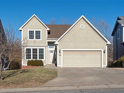 807 Redbud Dr, Paola, KS, 66071