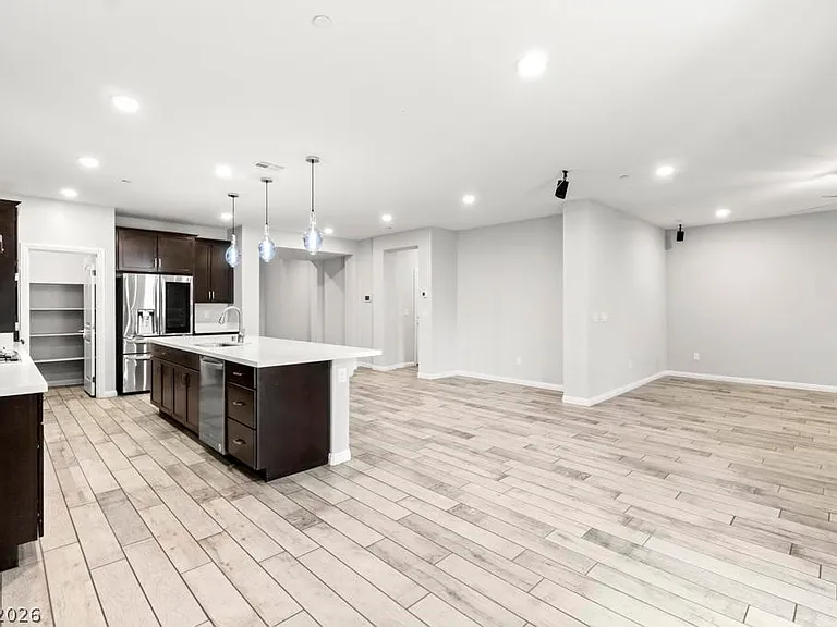 4165 Vibrant Star Ave — Photo 10
