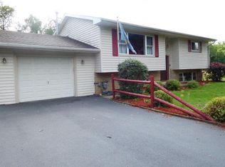 2836 County Line Dr, Big Flats, NY 14814