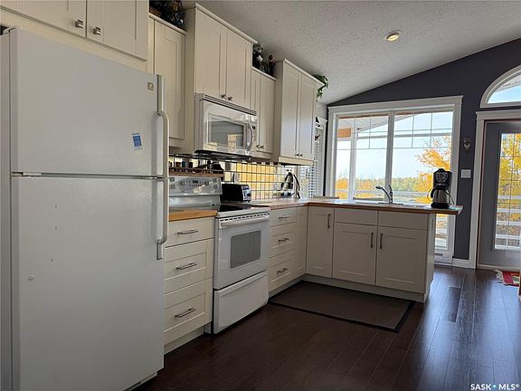 2nd image of 112 Midget ROAD