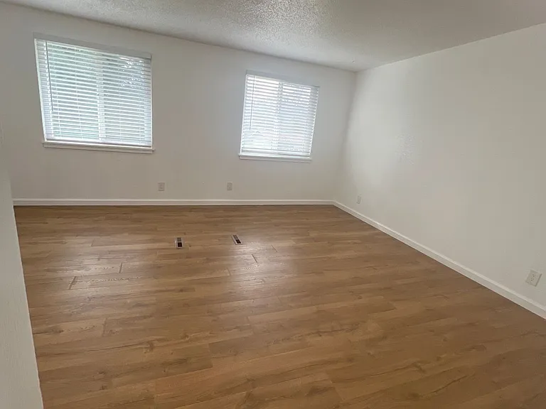 The Loft Apartments — Photo 42