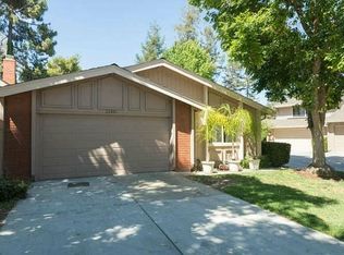 22801 Longdown Rd, Cupertino, CA 95014