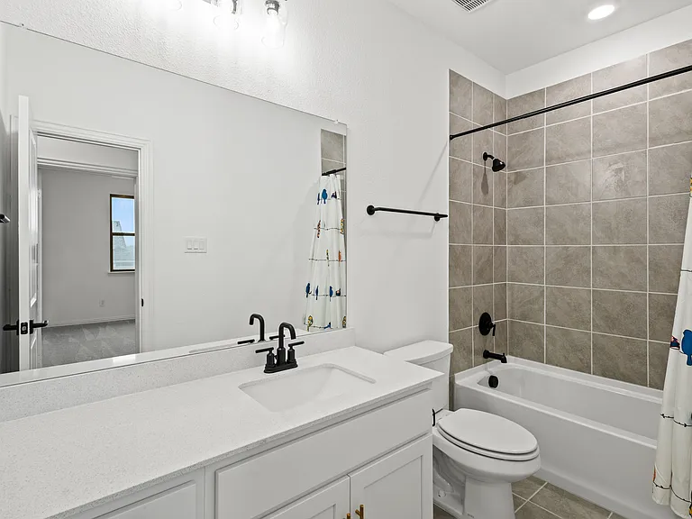 7521 Laburnam Rd — Photo 18