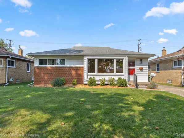 13568 Edison St, Southgate, MI 48195