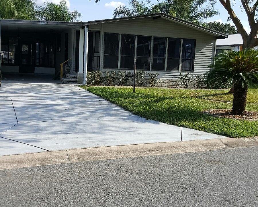 1st image of 1613 Lauren Ln