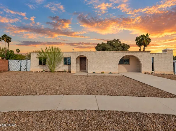 2572 W Calle Genova, Tucson, AZ 85745