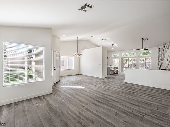 5th image of 7421 Pinto Bluff St