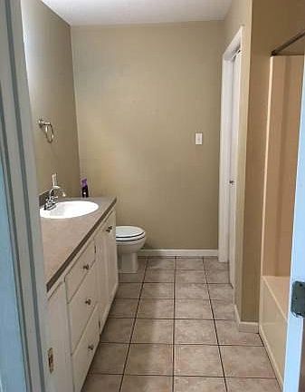 5th image of 118 Mall Cir