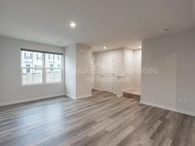 2935 Winterberry Dr — Photo 33