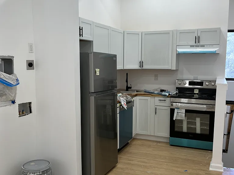 2824 Montgomery St #R — Photo 25