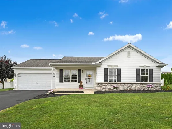 5 Vista Dr #L-0015, Fredericksburg, PA 17026