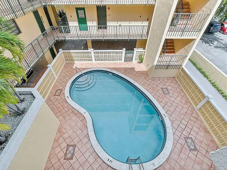 525 Coral Way #305 — Photo 13