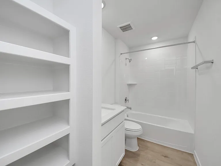 31138 Warwick Coast Ct — Photo 5