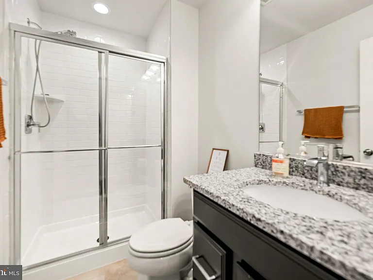 605 Skiff Way — Photo 30