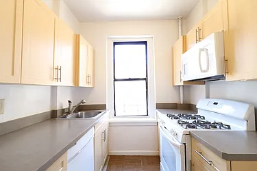 Rented by Alma Realty Corp.