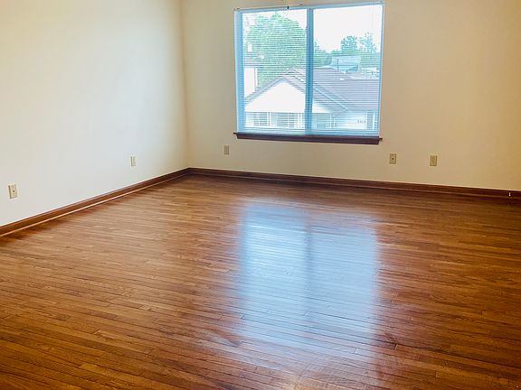 2nd image of 5321 Ohio St APT 7