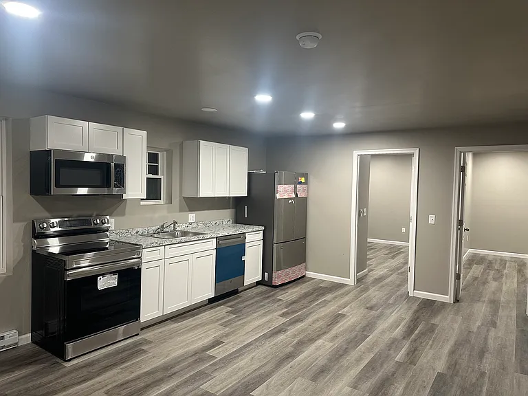 316 Cherry St #2 — Photo 7