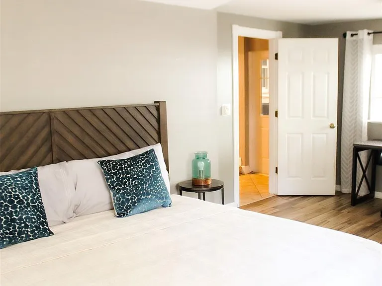 4115 W San Pedro St — Photo 26