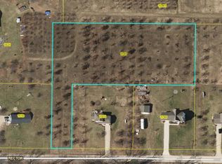 1707 Rector Ave NE, Rockford, MI 49341