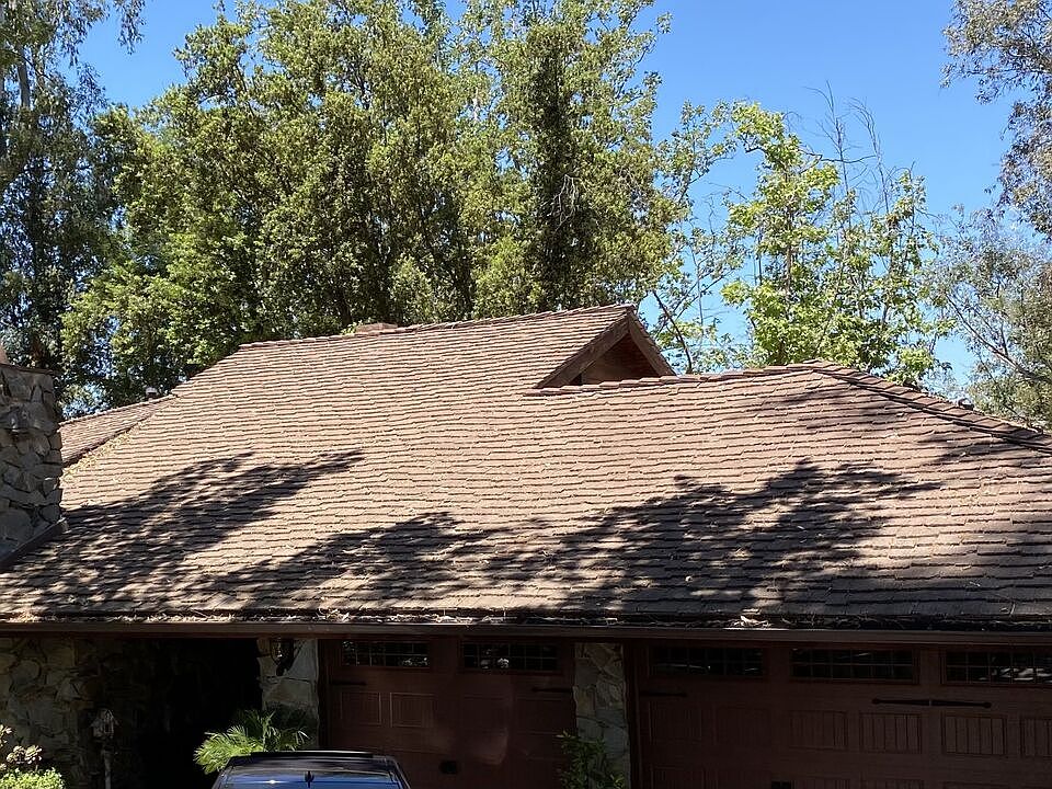 1st image of 31545 Foxfield Dr