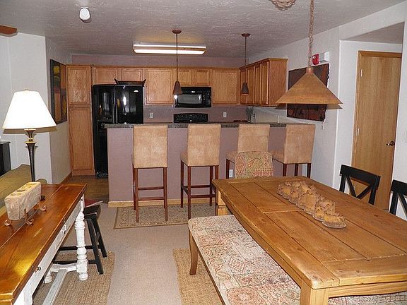 5th image of 3370 Columbine Dr Unit 102