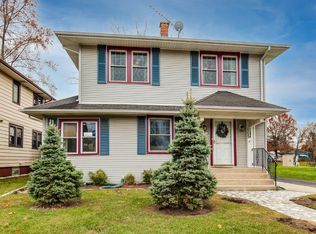 303 Stewart Ave, Waukegan, IL 60085