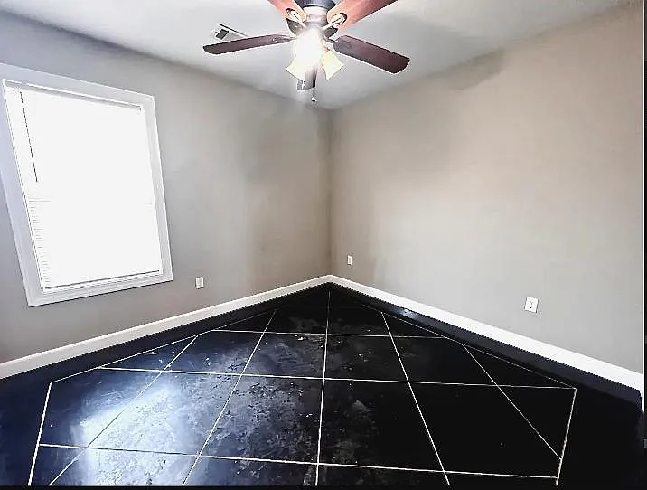 4821 Ocean Dr — Photo 11