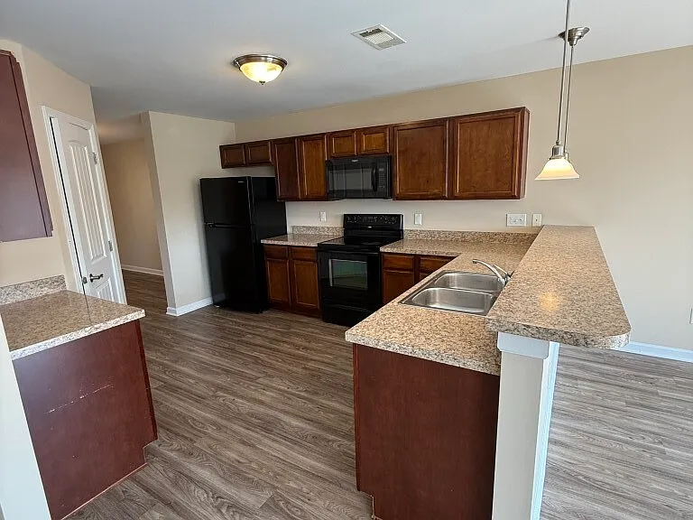 107 Mardi Gras Ln — Photo 11