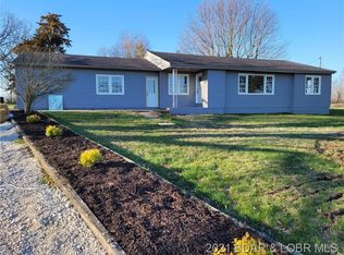 80 Scrivner Rd, Eldon, MO 65026