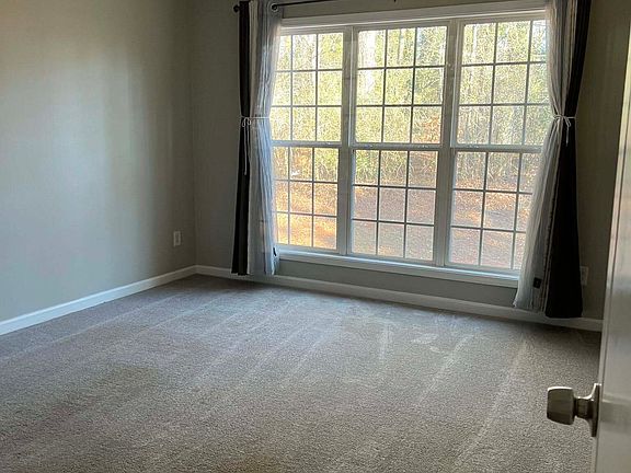 4th image of 38 Grier Ln