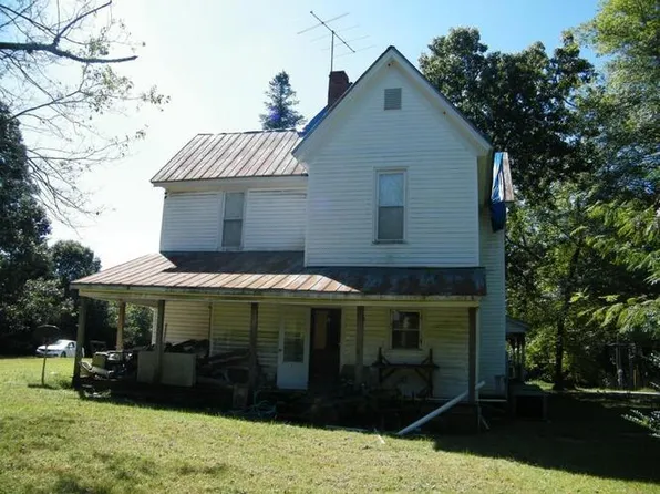 2001 Courtney Huntsville Rd, Yadkinville, NC 27055