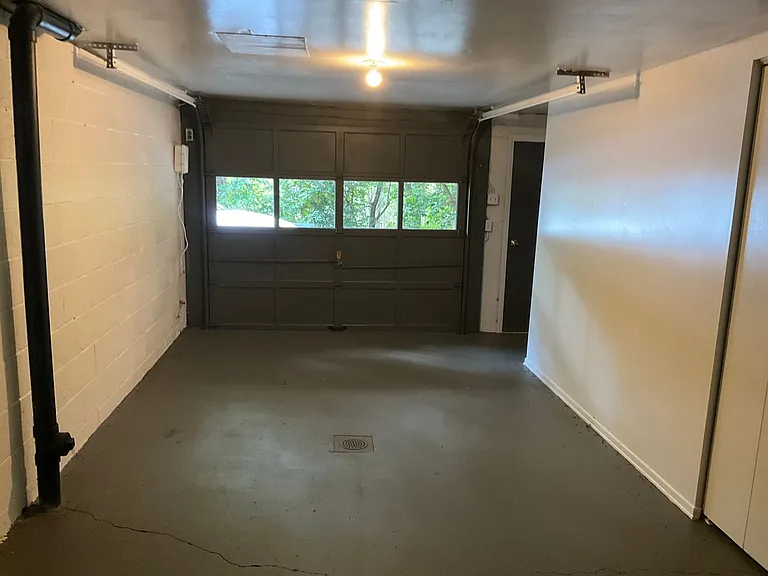 446 Crosby Dr — Photo 26