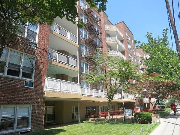 1st image of 3280 Nostrand Ave APT 403