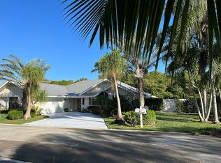 10550 SE Jupiter Narrows Dr, Hobe Sound, FL 33455