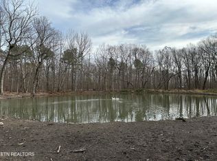 47 W Bluff Rd, Pikeville, TN 37367