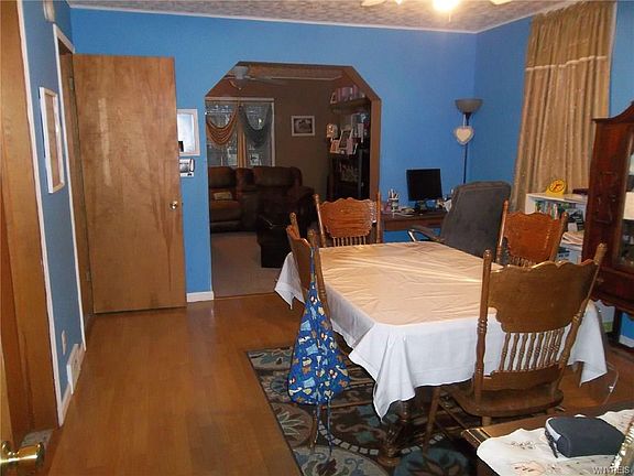 5th image of 964 West Ave