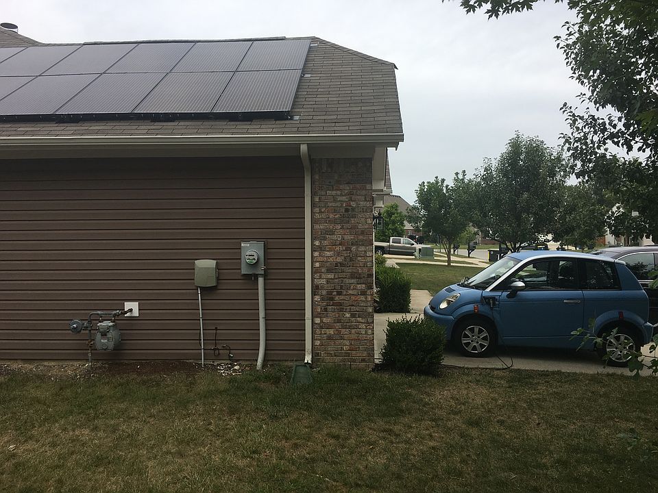 2nd image of 8118 Lawrence Woods Blvd