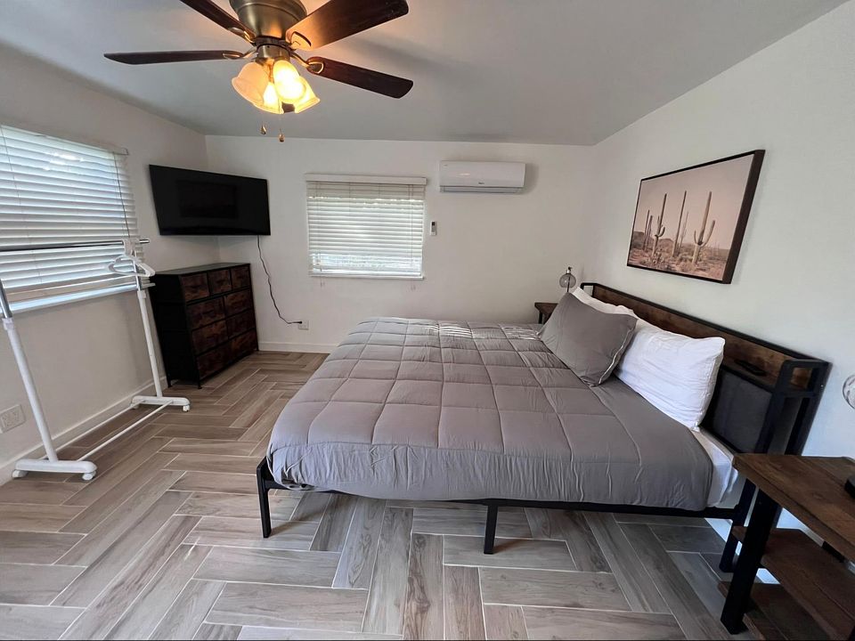 1st image of 1211 NE 15th Ave #2