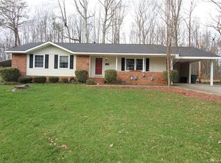 1522 Ridgewood Dr, Gastonia, NC 28054