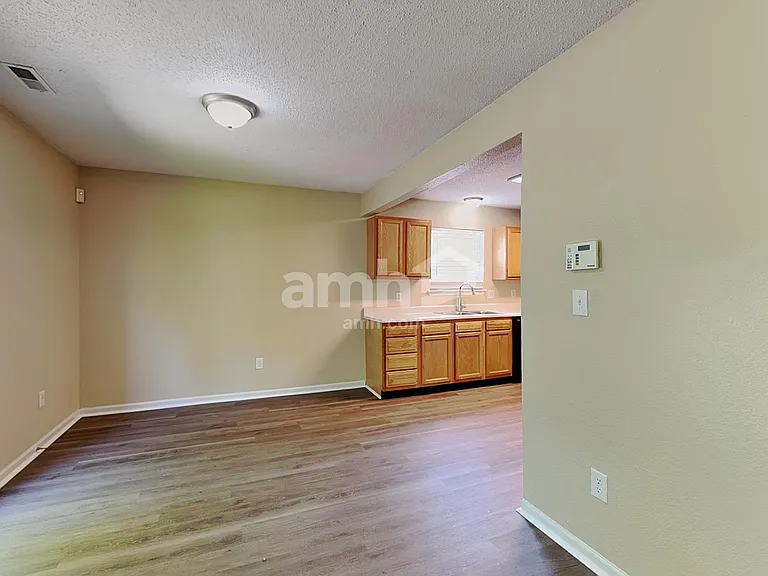 4422 Autumn Crest Ct — Photo 5
