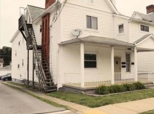 136 3rd St, California, PA 15419